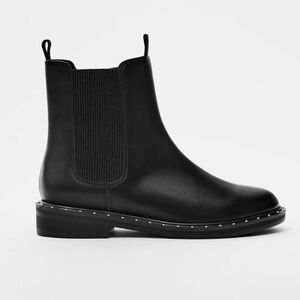 Zara ankle boots🖤
